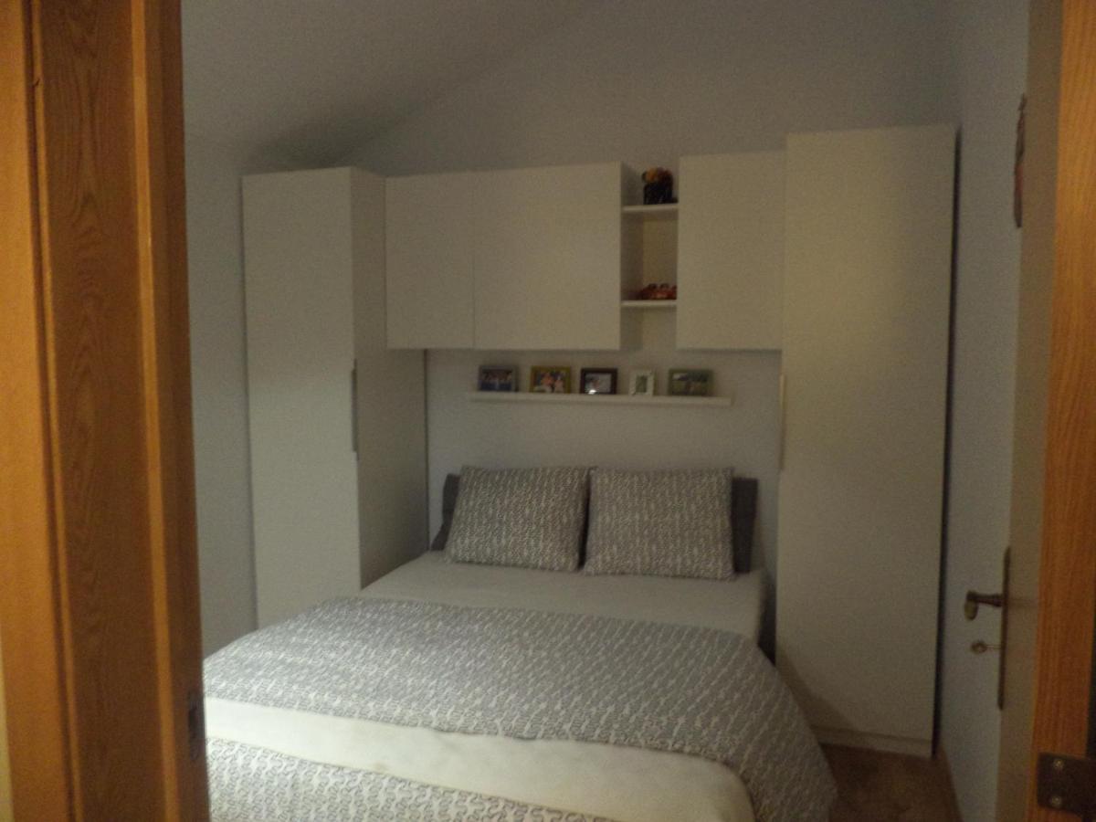Hillhouse Gradil Quarto foto