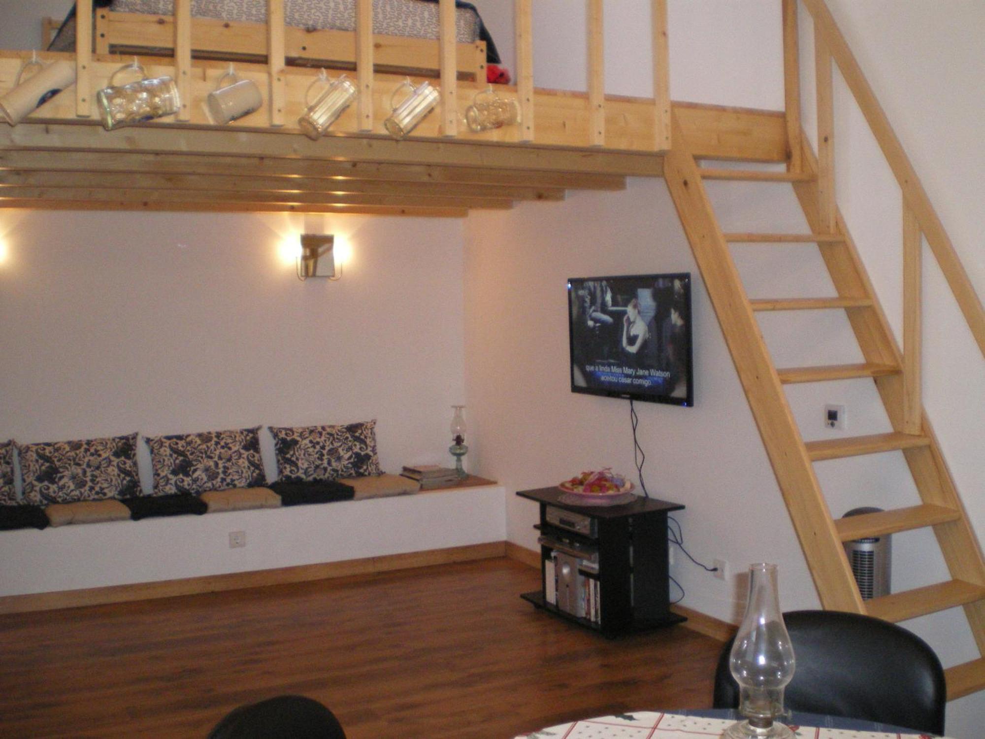Hillhouse Gradil Quarto foto